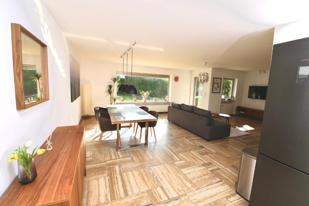 Traumhafte Unterkunft mit Garten - Bild 5