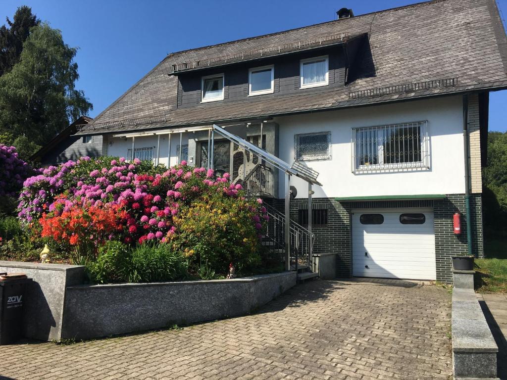 Traumhafte Unterkunft mit Garten - Bild 12